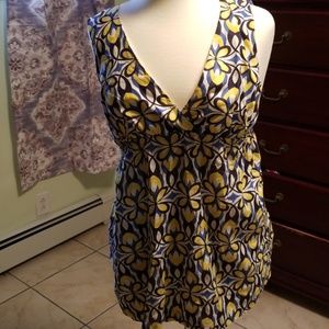 Women's medium multicolored top